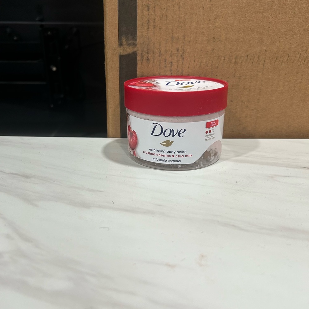 Dove Exfoliating Body Polish with Pomegranate